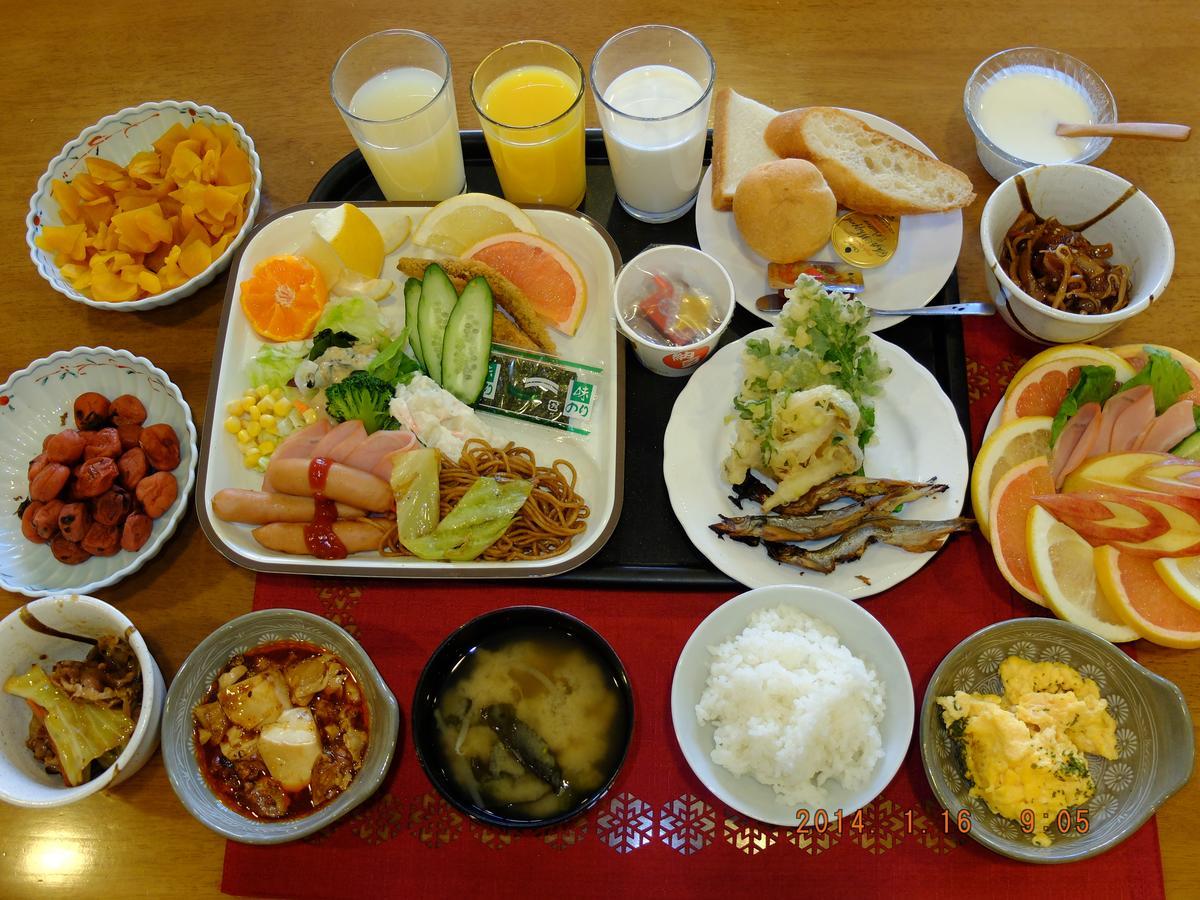 Hotel Crown Hills Katsuta Omotechoten Hitachinaka Exterior photo